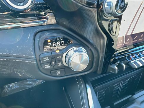 New 2026 RAM 1500 Limited image 28