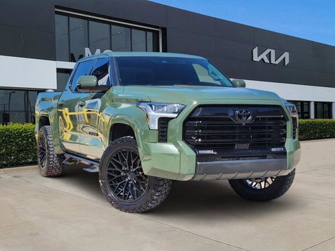 Used 2023 Toyota Tundra Limited image 1