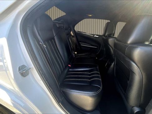 Used 2021 Chrysler 300 S image 28