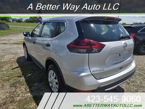 Used 2020 Nissan Rogue S AWD/4WD image 2
