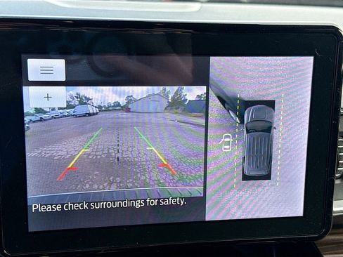 Used 2022 Ford Explorer Limited w/ Hybrid Equipment Group 310A image 36