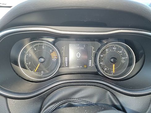 Used 2020 Jeep Cherokee Latitude Plus w/ Cold Weather Group image 31