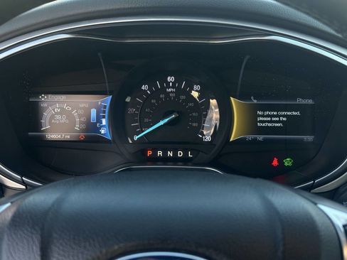 Used 2014 Ford Fusion SE image 17