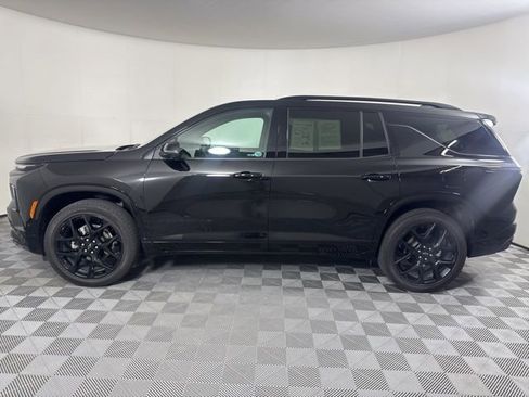 Used 2024 Chevrolet Traverse RS AWD/4WD image 6