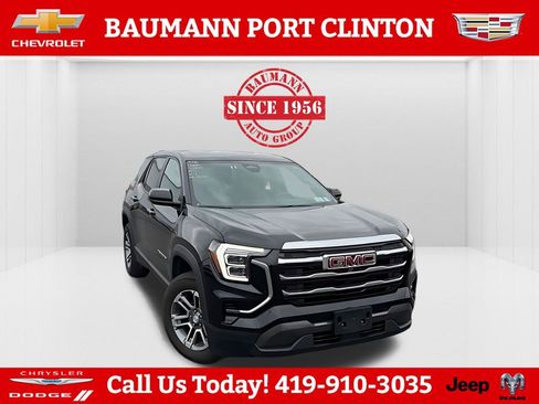 Used 2025 GMC Terrain Elevation image 1