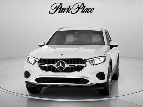 Used 2026 Mercedes-Benz GLC 300 image 37