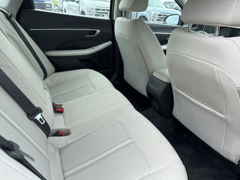 Used 2025 Hyundai Sonata SEL FWD image 12