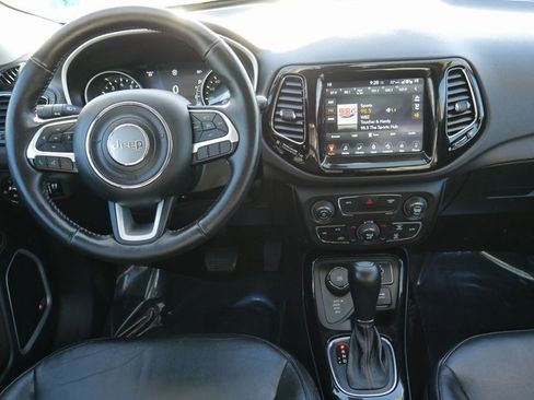 Used 2017 Jeep Compass Limited w/ Navigation Group image 16