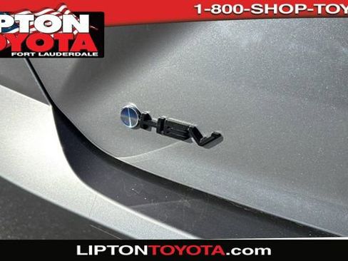 Used 2025 Toyota Camry XSE image 7