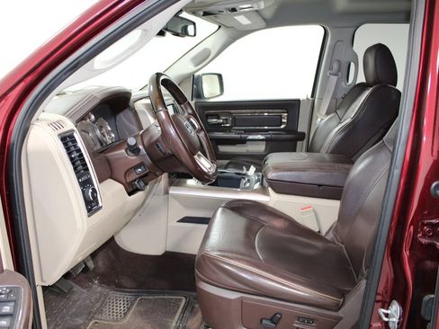 Used 2017 RAM 1500 Laramie Longhorn image 19