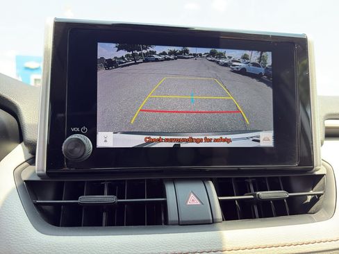 Used 2024 Toyota RAV4 XLE w/ Convenience Package AWD/4WD image 21