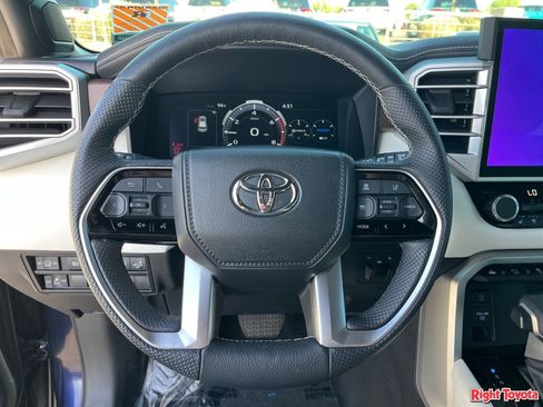 Used 2023 Toyota Sequoia Capstone AWD/4WD image 23