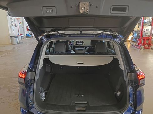 New 2026 Nissan Rogue SV image 18