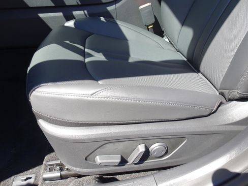 New 2026 Hyundai Sonata Limited FWD image 9