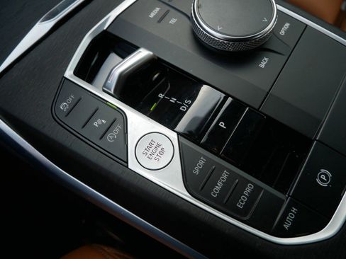 Used 2023 BMW 330i xDrive Sedan image 21