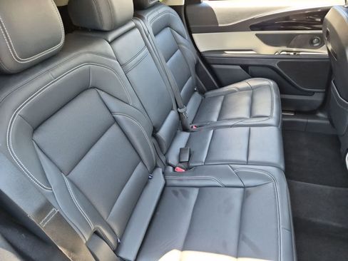 Used 2024 Lincoln Nautilus Premier w/ Equipment Group 102A AWD/4WD image 20