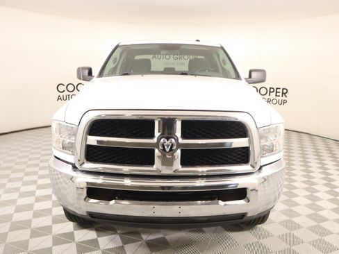 Used 2018 RAM 2500 Tradesman w/ Chrome Appearance Group image 8