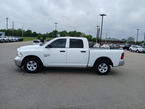 Used 2023 RAM 1500 Classic SLT w/ Electronics Group AWD/4WD image 5