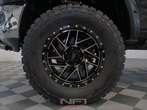 Used 2019 RAM 1500 Big Horn AWD/4WD image 12