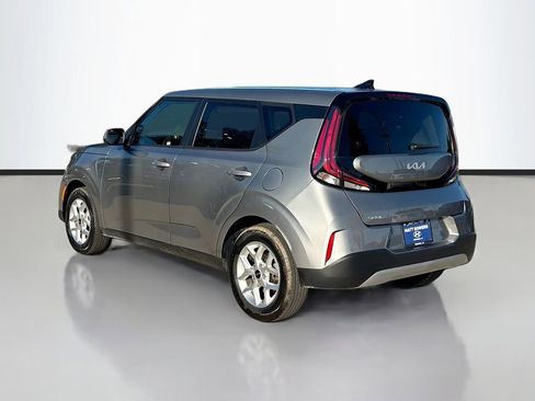Used 2025 Kia Soul LX w/ LX Technology Package image 7