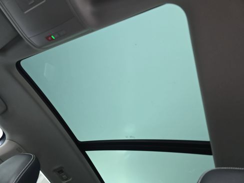 Certified 2023 Volkswagen Atlas SE w/ Panoramic Sunroof Package FWD image 31