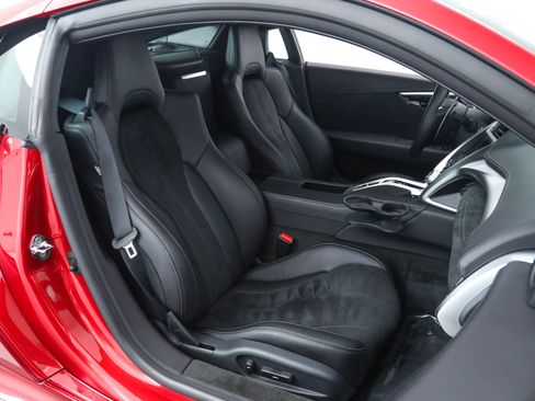 Used 2017 Acura NSX image 15