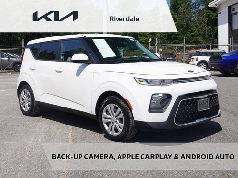 Used 2021 Kia Soul LX FWD image 1