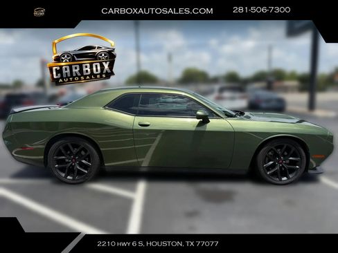 Used 2022 Dodge Challenger GT w/ Blacktop Package RWD image 7