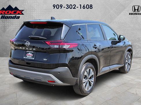 Used 2023 Nissan Rogue SV FWD image 6