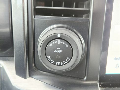 Used 2023 Ford F150 Lariat w/ Equipment Group 502A High AWD/4WD image 19