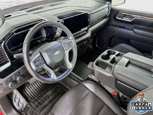 Used 2023 Chevrolet Silverado 1500 LT AWD/4WD image 14