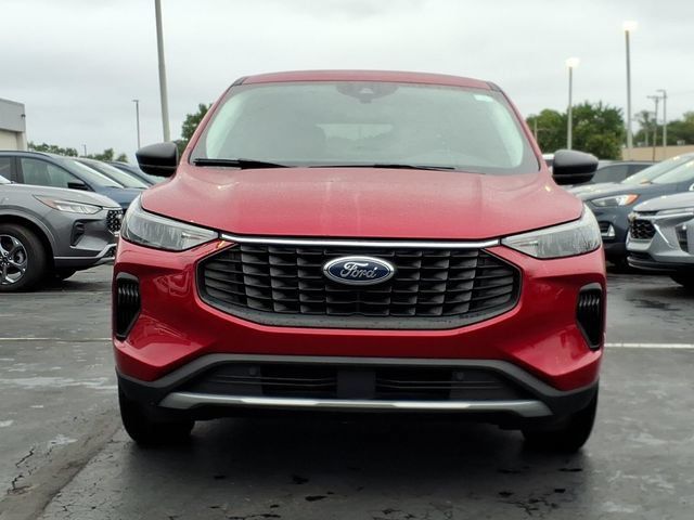 Certified 2023 Ford Escape Active AWD/4WD image 2