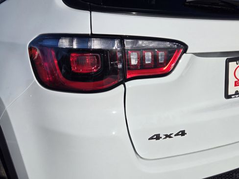 New 2026 Jeep Compass Latitude image 28