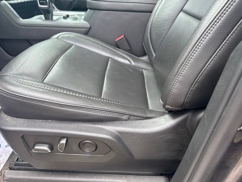 Used 2022 GMC Sierra 1500 Denali AWD/4WD image 7