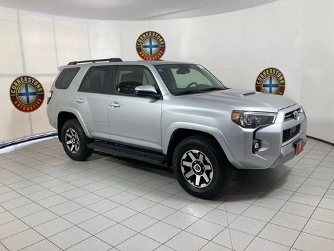 Used 2024 Toyota 4Runner TRD Off-Road AWD/4WD image 20
