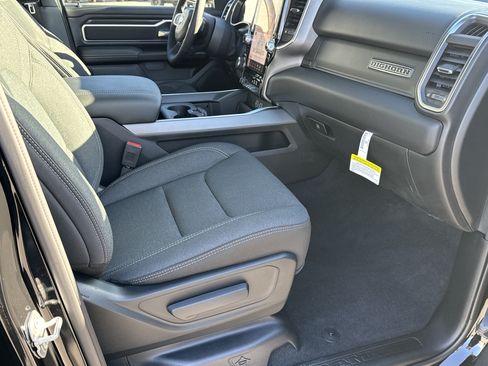 New 2026 RAM 1500 Big Horn AWD/4WD image 18