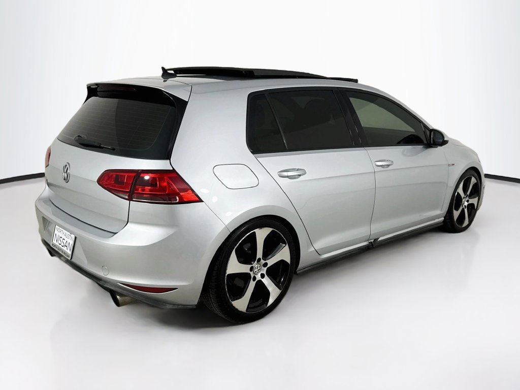 Used 2015 Volkswagen GTI SE FWD image 7