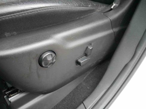 Used 2020 Jeep Grand Cherokee Altitude image 30