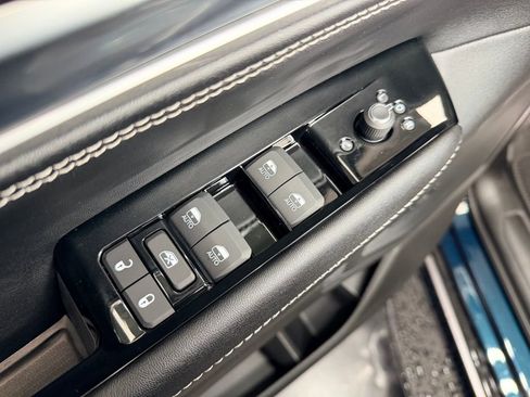 New 2026 Jeep Grand Wagoneer Limited AWD/4WD image 4
