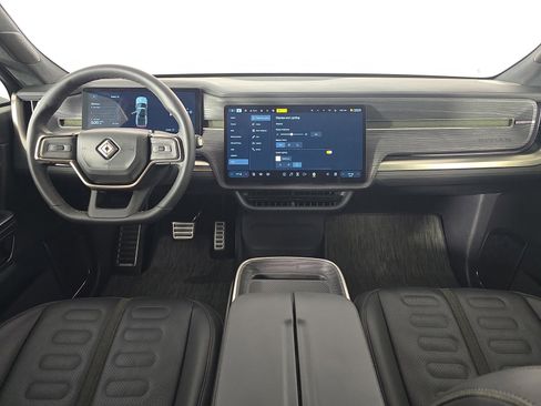 Used 2023 Rivian R1T Adventure AWD/4WD image 25