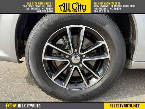 Used 2018 Dodge Grand Caravan SE FWD image 29