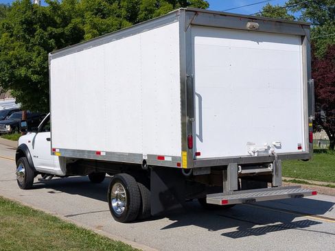Used 2022 RAM 4500 Tradesman RWD image 7