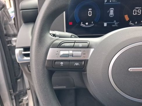 Used 2025 Hyundai Tucson SEL FWD image 17