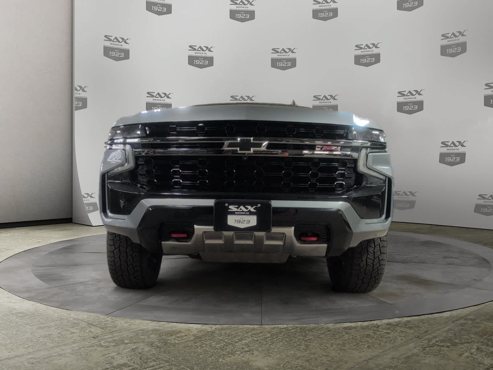 Used 2021 Chevrolet Tahoe Z71 w/ Z71 Signature Package AWD/4WD image 8