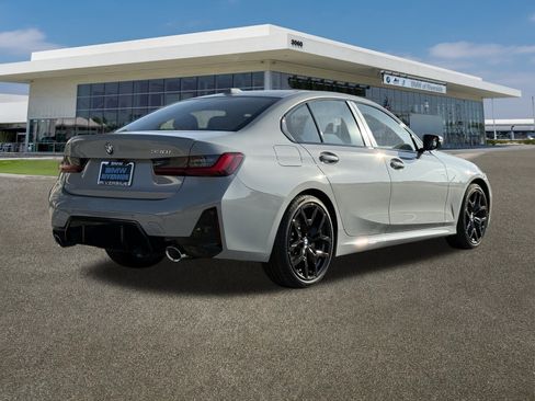 New 2026 BMW 330i Sedan w/ M Sport Package image 10