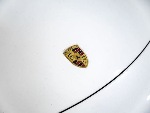 Used 2017 Porsche 911 Carrera image 40