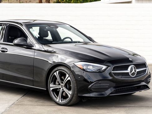 Used 2025 Mercedes-Benz C 300 Sedan image 3