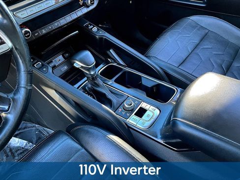 Used 2021 Kia Telluride SX w/ SX Prestige Package image 18