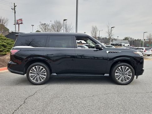Used 2025 INFINITI QX80 Sensory image 5