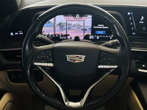 Used 2022 Cadillac Escalade Premium Luxury w/ Performance Package AWD/4WD image 51